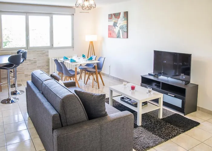Petit Nid Douillet Apartamento Décines-Charpieu