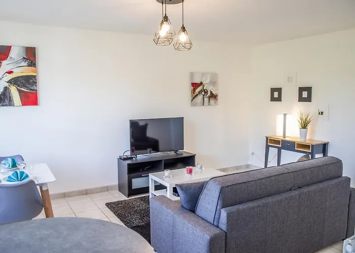 Petit Nid Douillet Apartamento Décines-Charpieu